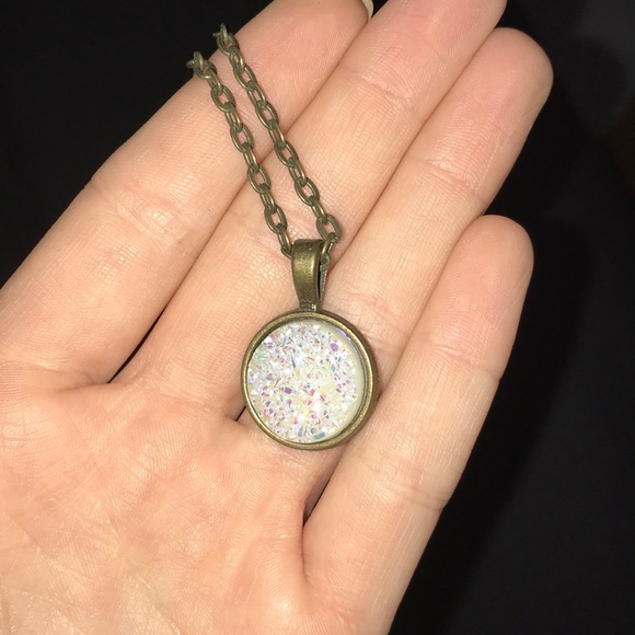 necklace - Picture 2 of 2